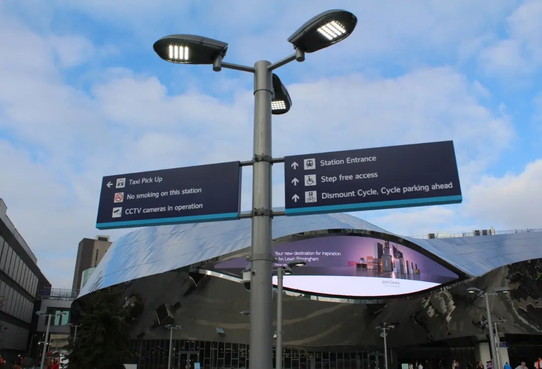 4 Ways To Make Accessible Wayfinding Signage